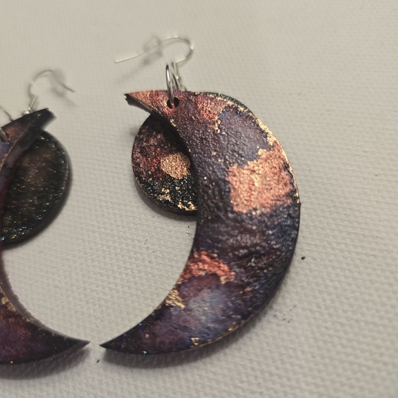 HANDCRAFTED Wood Crecent Moon Pierced Earrings HANDPAINTED ARTISAN Jewelry - Picture 6 of 16